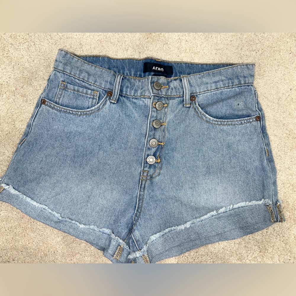 NEVER WORN AEROPOSTALE JEAN SHORTS